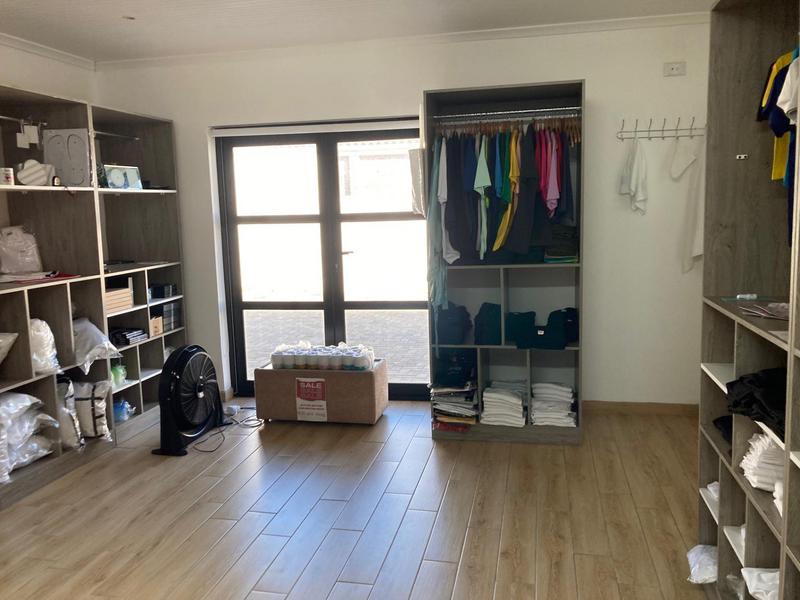 To Let Commercial Property for Rent in Westering Eastern Cape